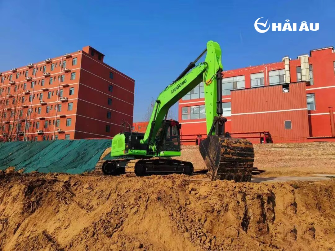MÁY XÚC ĐÀO ĐIỆN LIUGONG CLG939FE