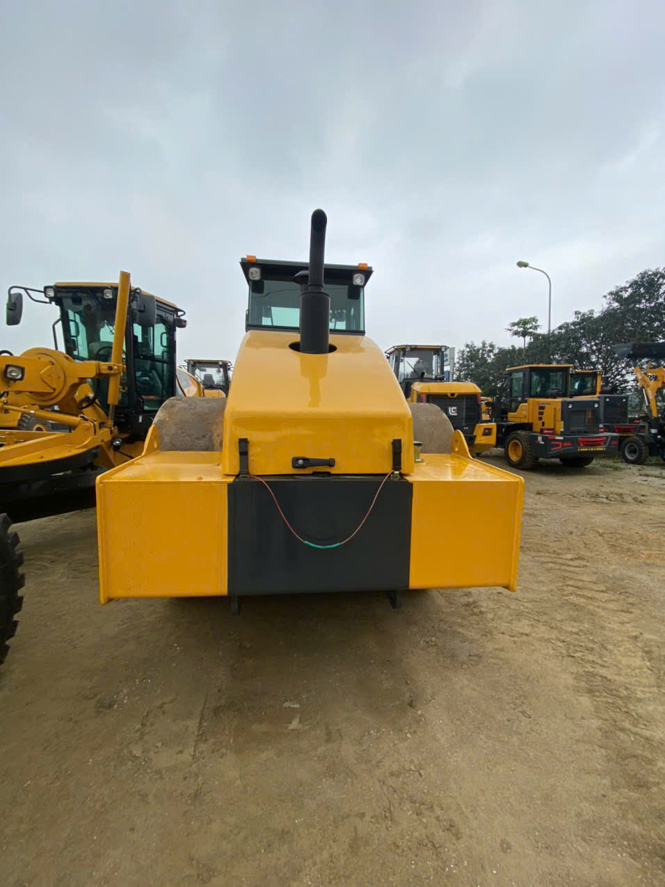 MÁY LU TĨNH 3 BÁNH THÉP LIUGONG CLG6327