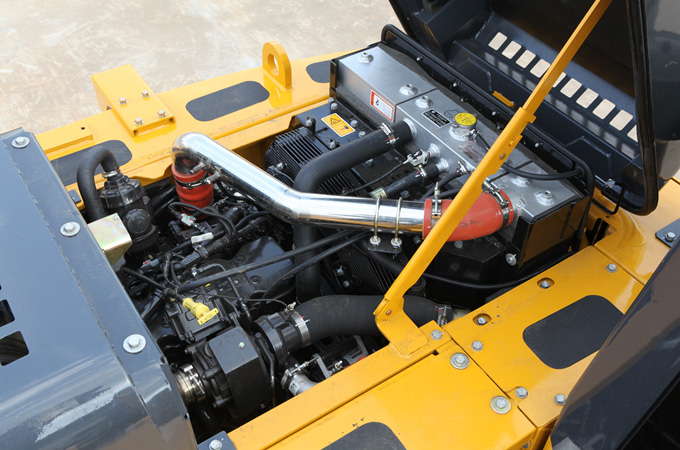 MÁY XÚC ĐÀO LIUGONG CLG915F