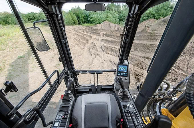 MÁY XÚC ĐÀO LIUGONG 922E (T3)