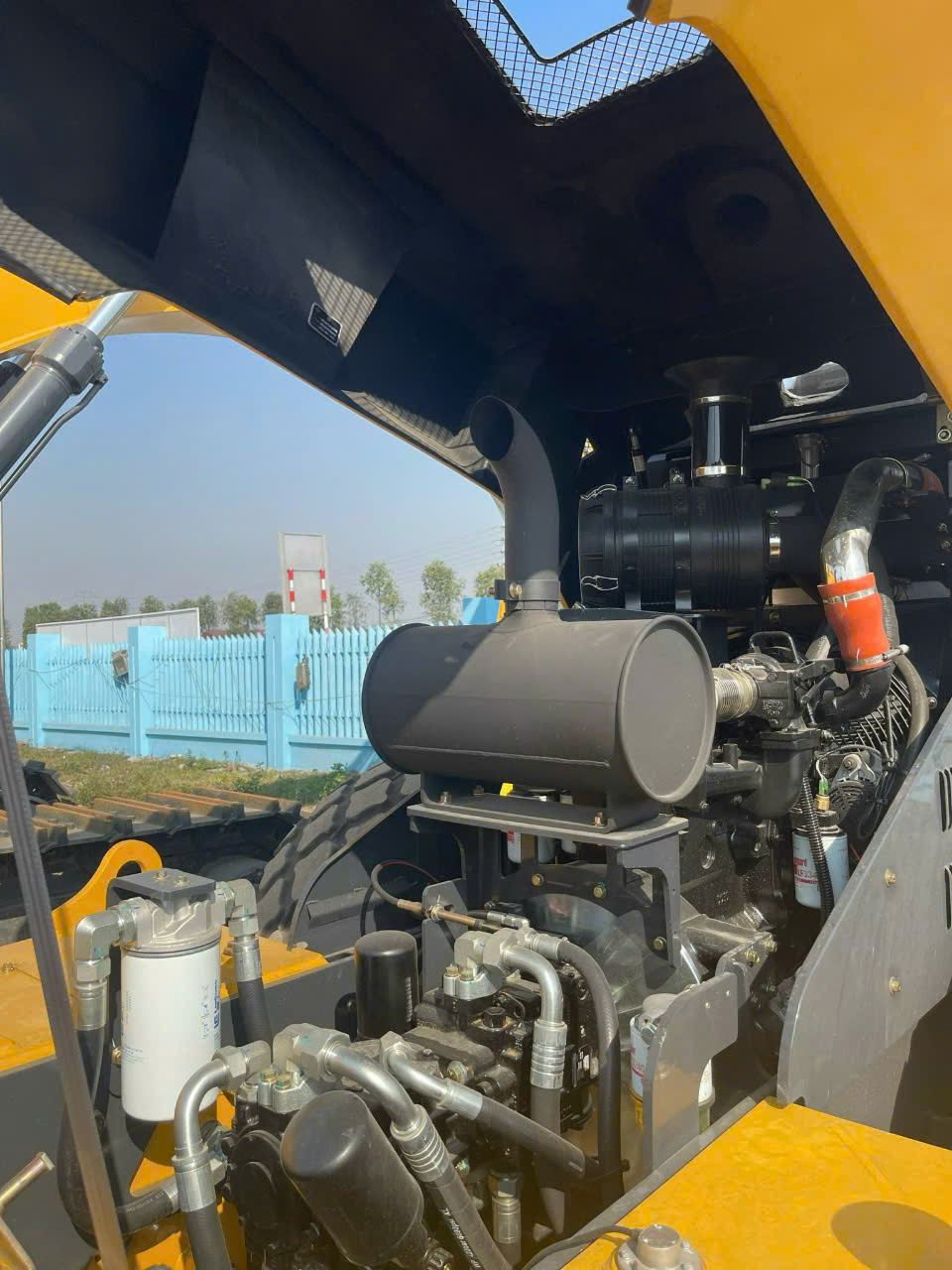 XE LU RUNG LIUGONG 2 CẦU 6612E